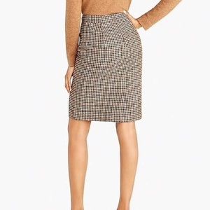 J Crew #2 pencil skirt. Tweed. Size 0